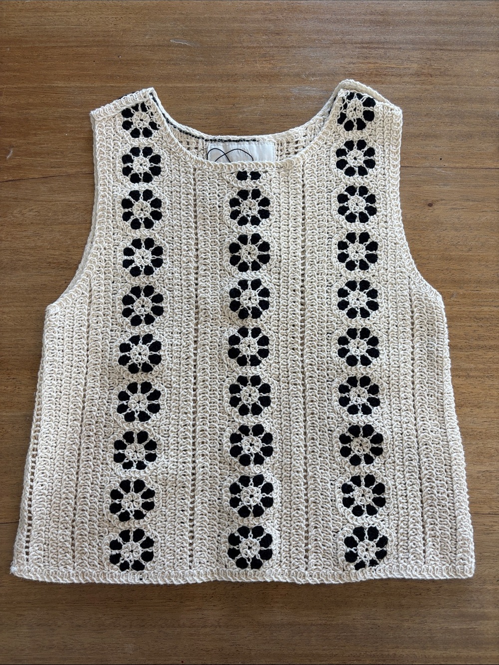 Zara Crochet Tank Top in Cream with Black Floral Stripe Accents